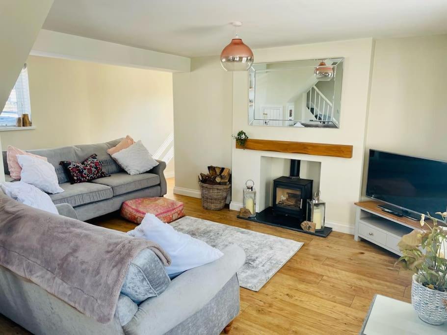 Entire 2 Bed Cottage - Llangwm Llangwm  Exterior photo